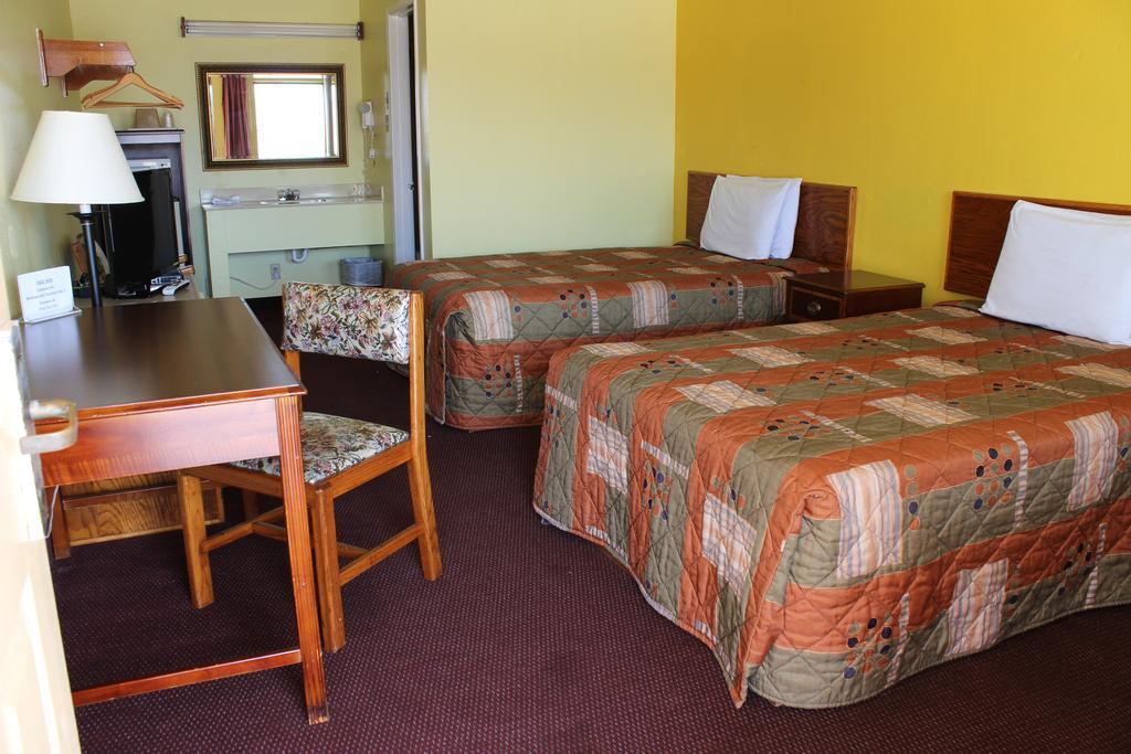Westworld Country Inn Hubbard Eksteriør billede
