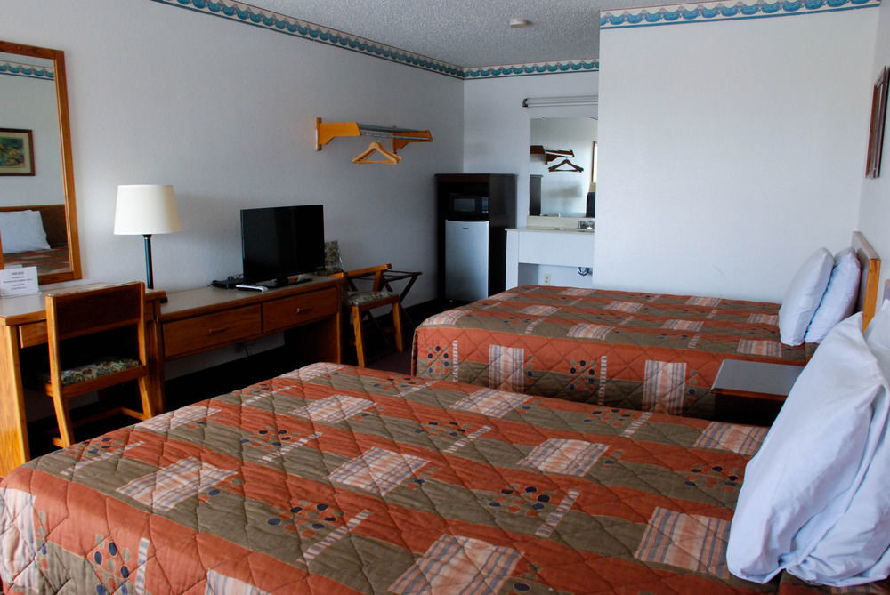 Westworld Country Inn Hubbard Eksteriør billede